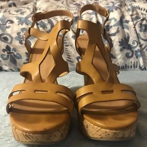 brown wedges